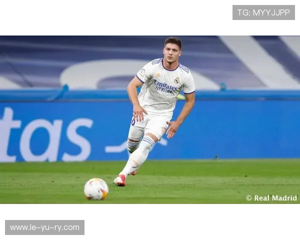 约维奇为何从英雄变公敌？解析皇马球星坠落神坛，背后原因令人深思